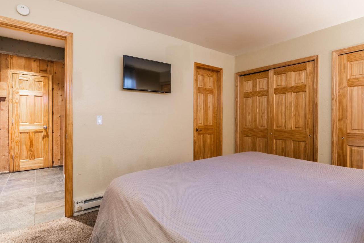 Updated 5 Bedroom 3 Bathroom Townhome Slopeside At 1849 Condos 671 Sleeps 10 Mammoth Lakes Eksteriør billede